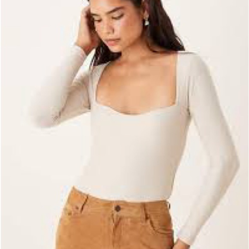 Abercrombie & Fitch Women's Long Sleeve Scoop Neck Bodysuit in Light Beige